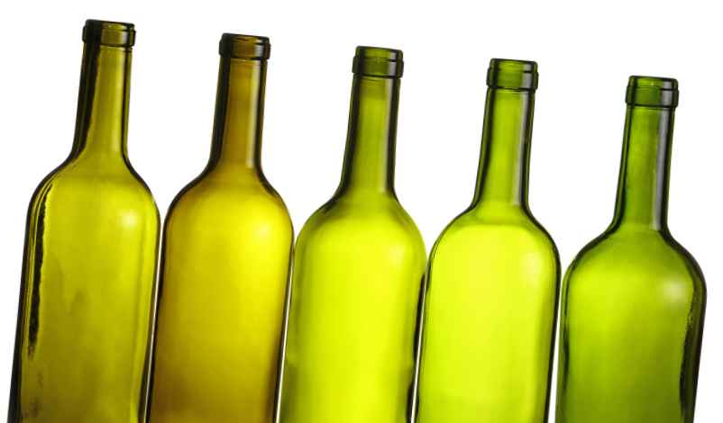Recyclage : qui récupère les bouteilles en verre vides ?
